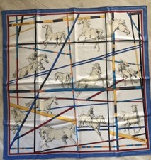 Foulard Hermès  RARE -Saut