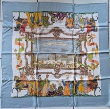 Foulard carré Hermès. Très